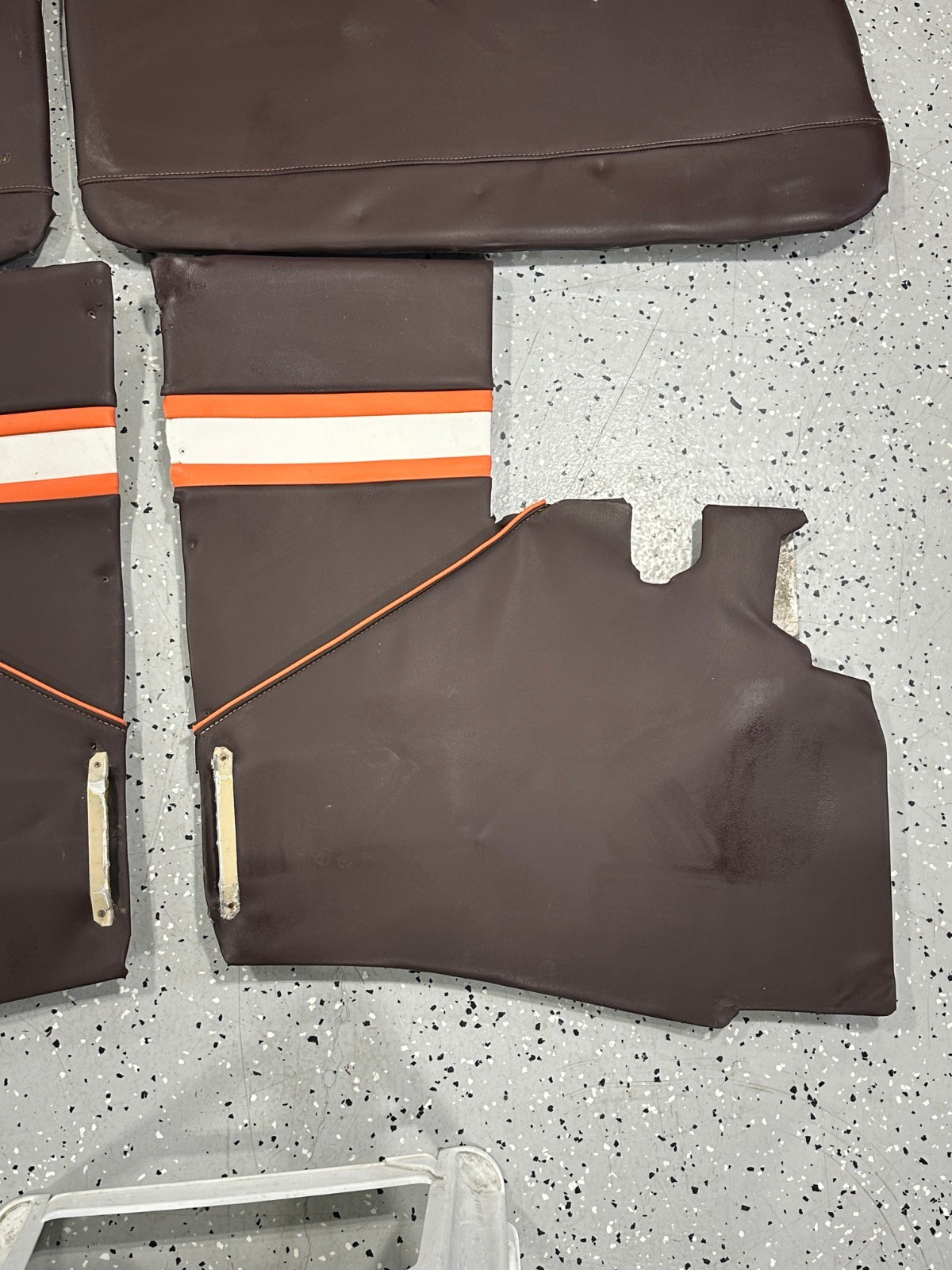 CESSNA 172 C CABIN INTERIOR PANELS - LOWER