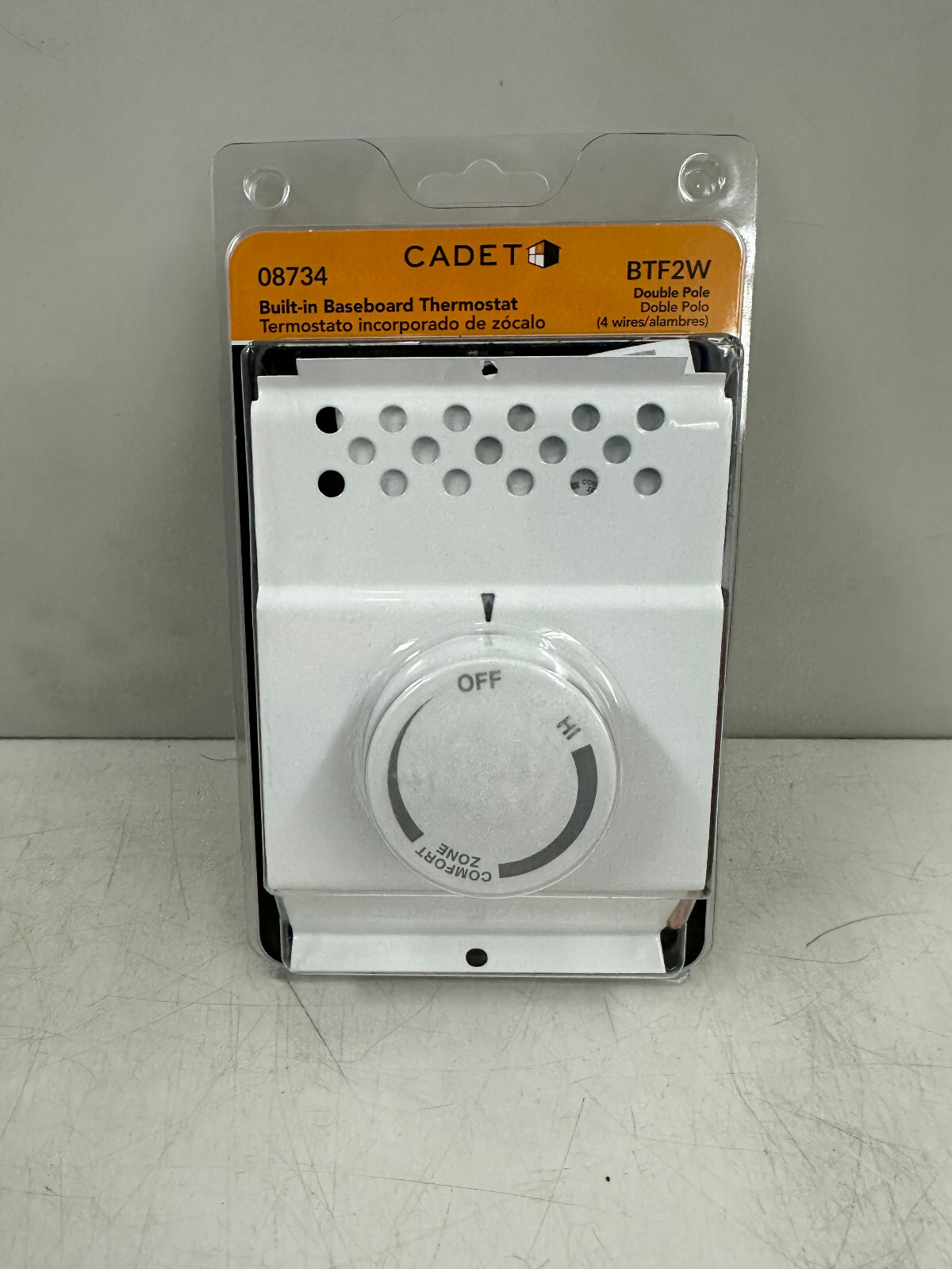 Cadet Double-pole 22 Amp Line Voltage 120/240-volt Mechanical Electric Baseboard