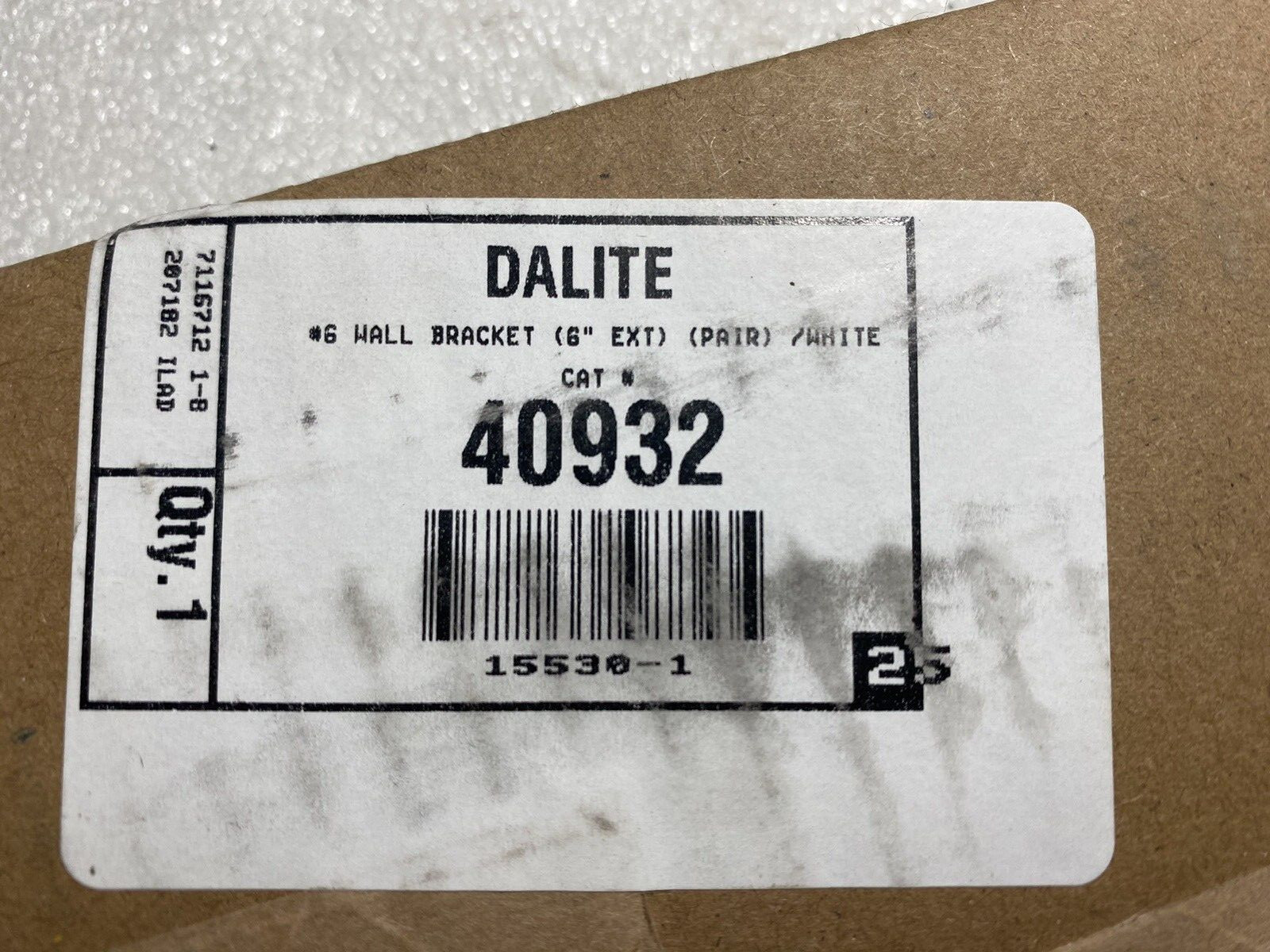 Da-Lite 40932 #6 Wall Mount Brackets (Extends 6"), Pair, White, New in Box