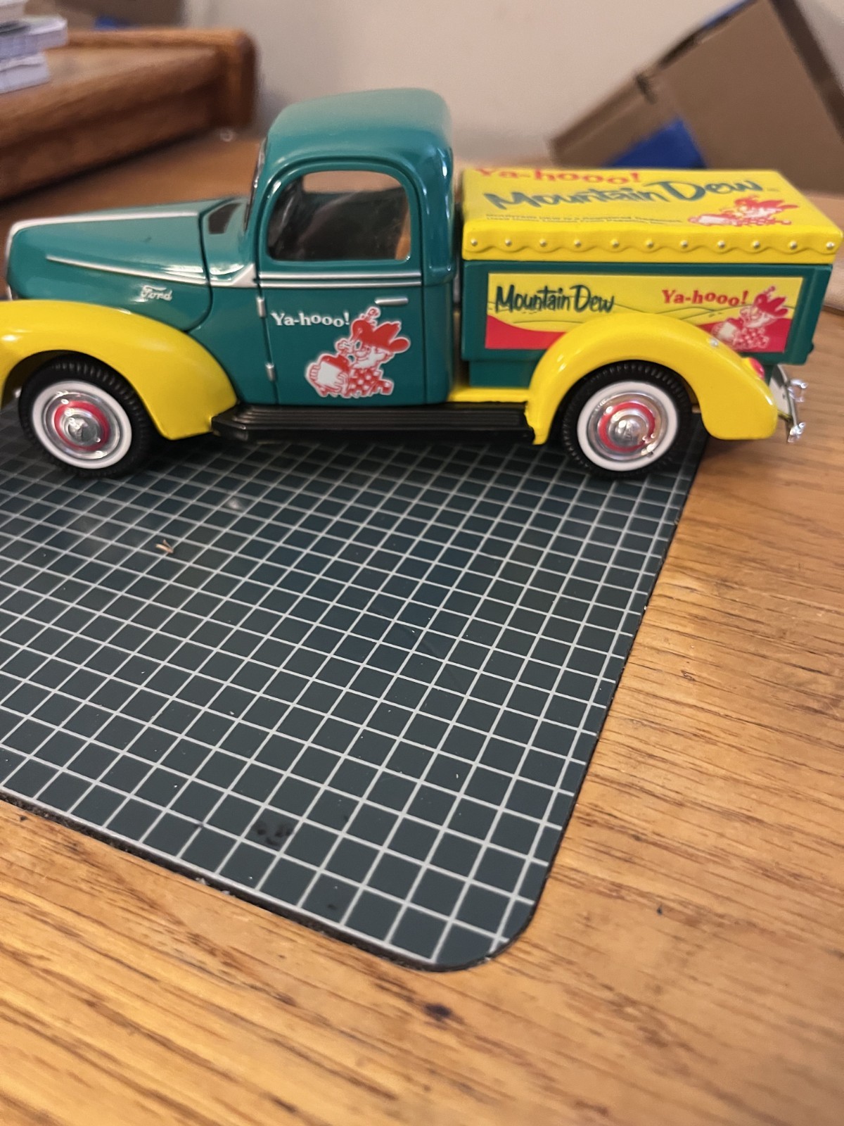 MOUNTAIN DEW Soda Advertising Toy Truck Ya-hooo! Green Yellow Red ~ BRAND NEW