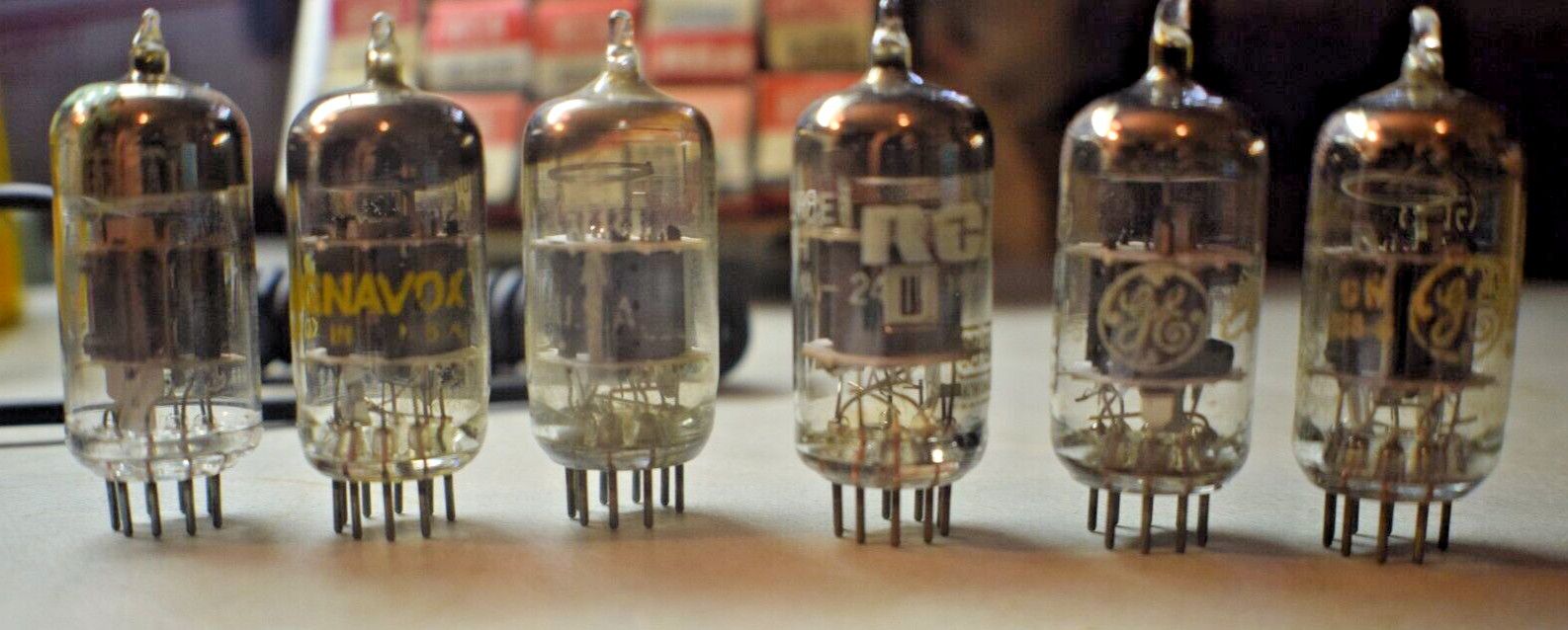 Vacuum Tube MIXED LOT OF 6- 6GH8 * *TESTED - FREE USA SHIPPING