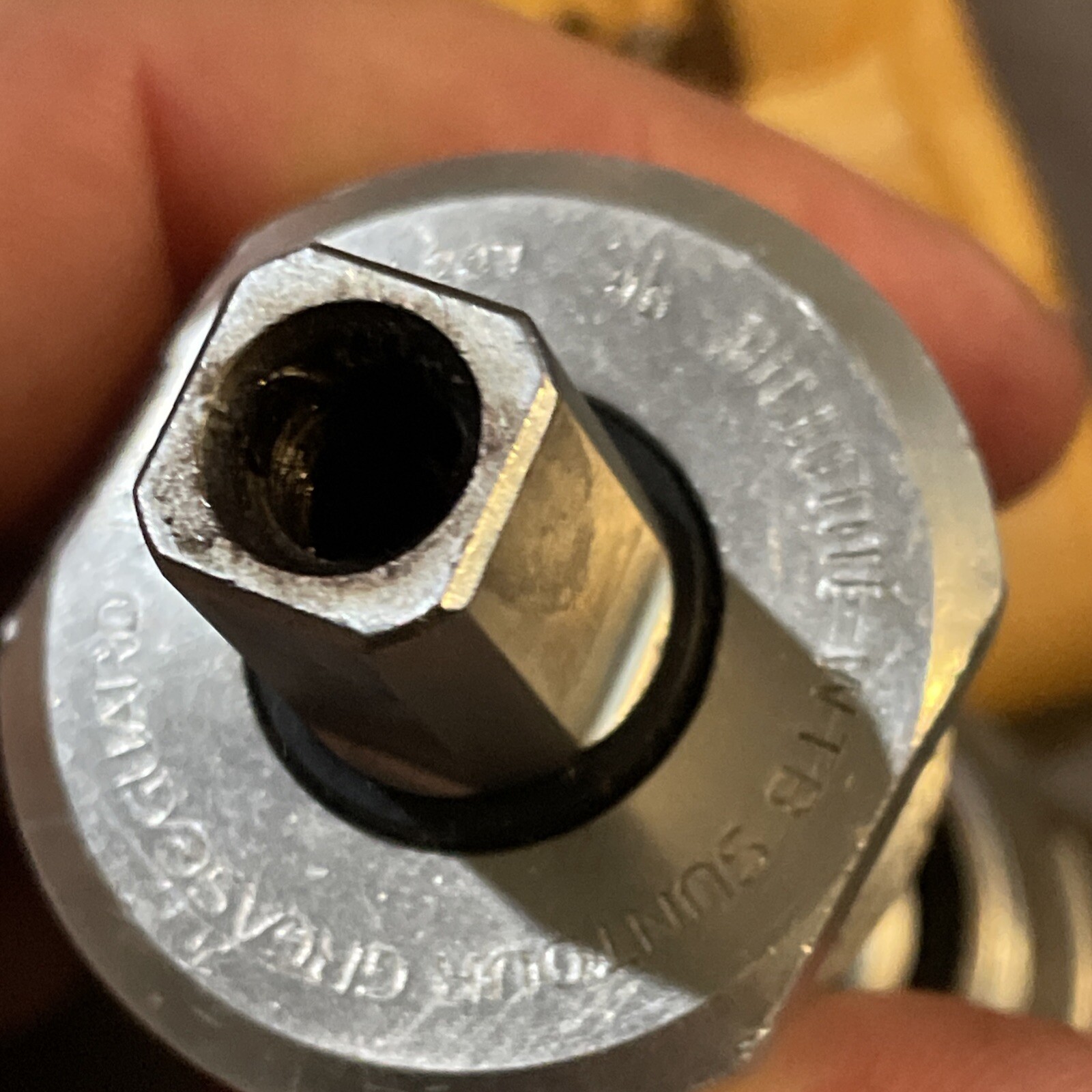 Suntour Microlite Grease Guard Bottom Bracket