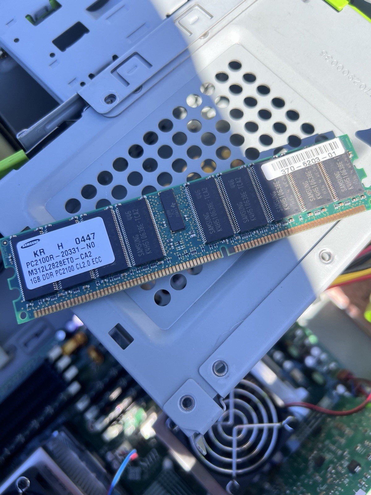 Sun Microsystems Sunblade 2500 ( READ BELOW )