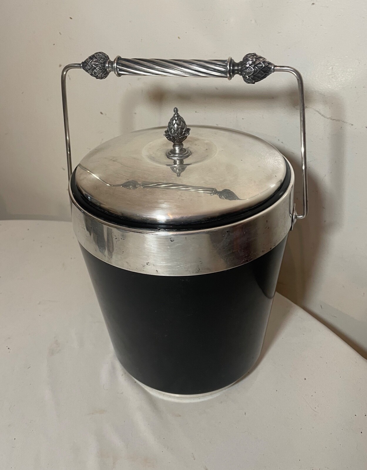 vintage ornate Reed and Barton silverplate black bakelite lidded ice bucket jar