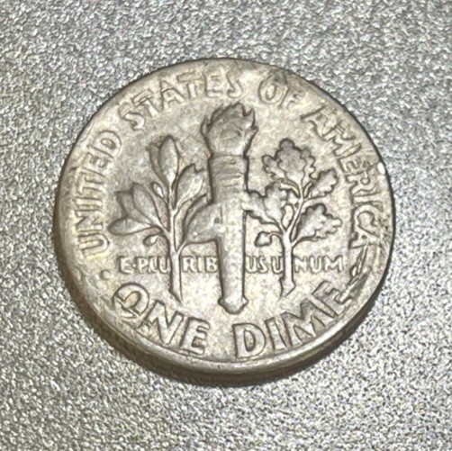 1961 Roosevelt Dime ~ **FREE SHIPPING**