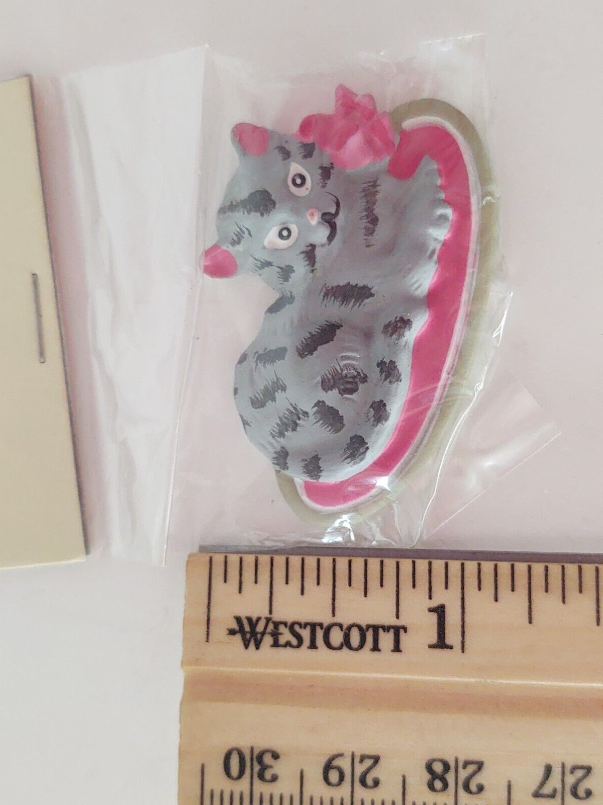 Kitty Craft Accent 2 Piece Set 1.25" Each White & Gray Cats