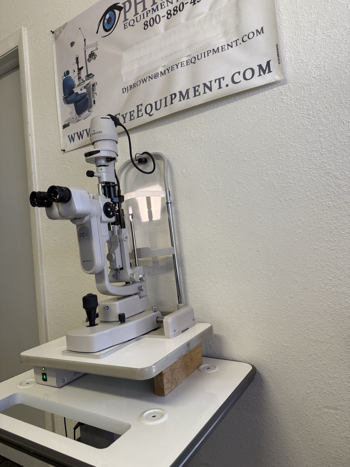 Topcon SL D7 With DC-4 Camera Attachment
