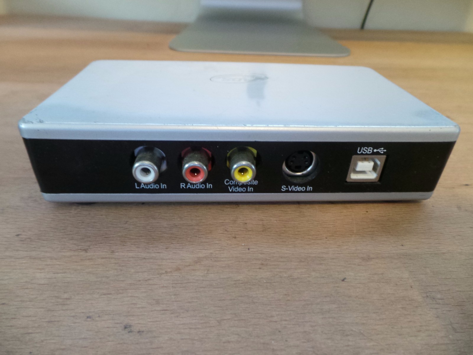 ADS Tech DVD Xpress DX2 USBAV-709 Transfer Videotapes to DVD Express