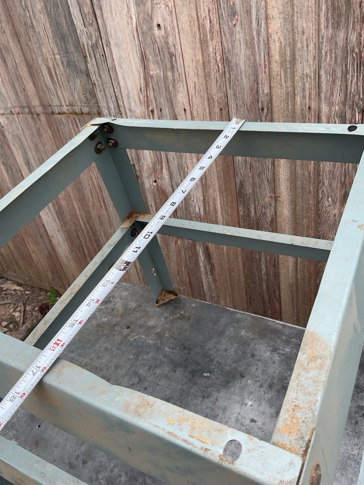Delta Table Saw Base Stand top 17 by 19"  High 23"