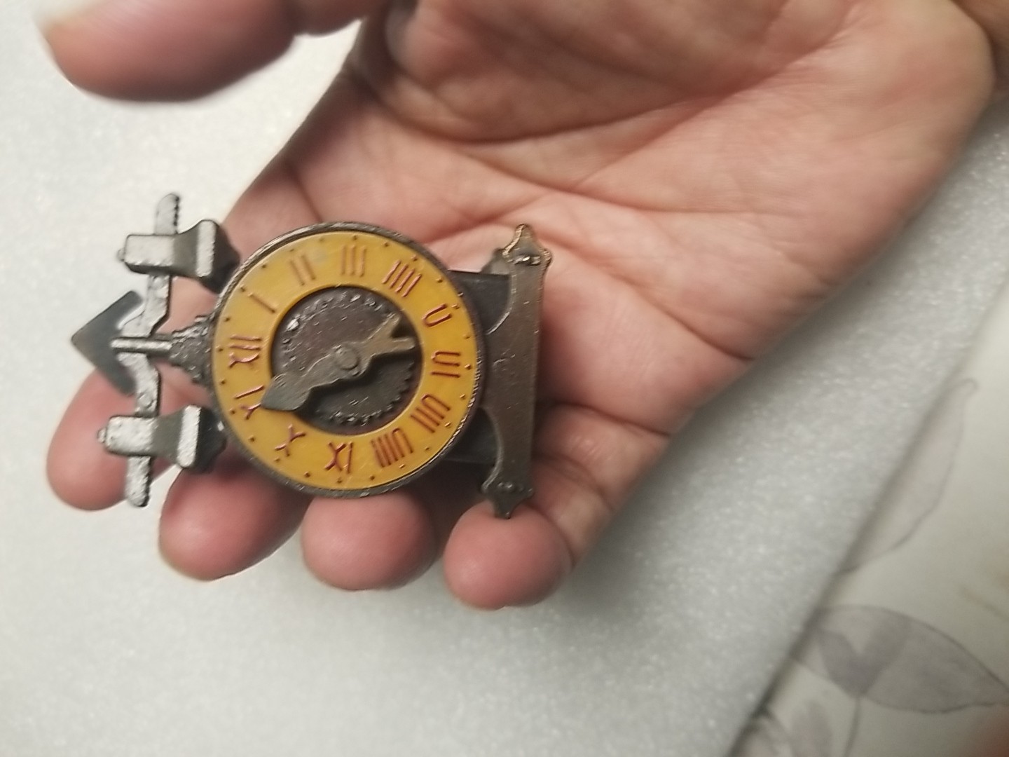 Vintage Die-Cast Minature Antique Bronze Finish Clock Themed Pencil Sharpener