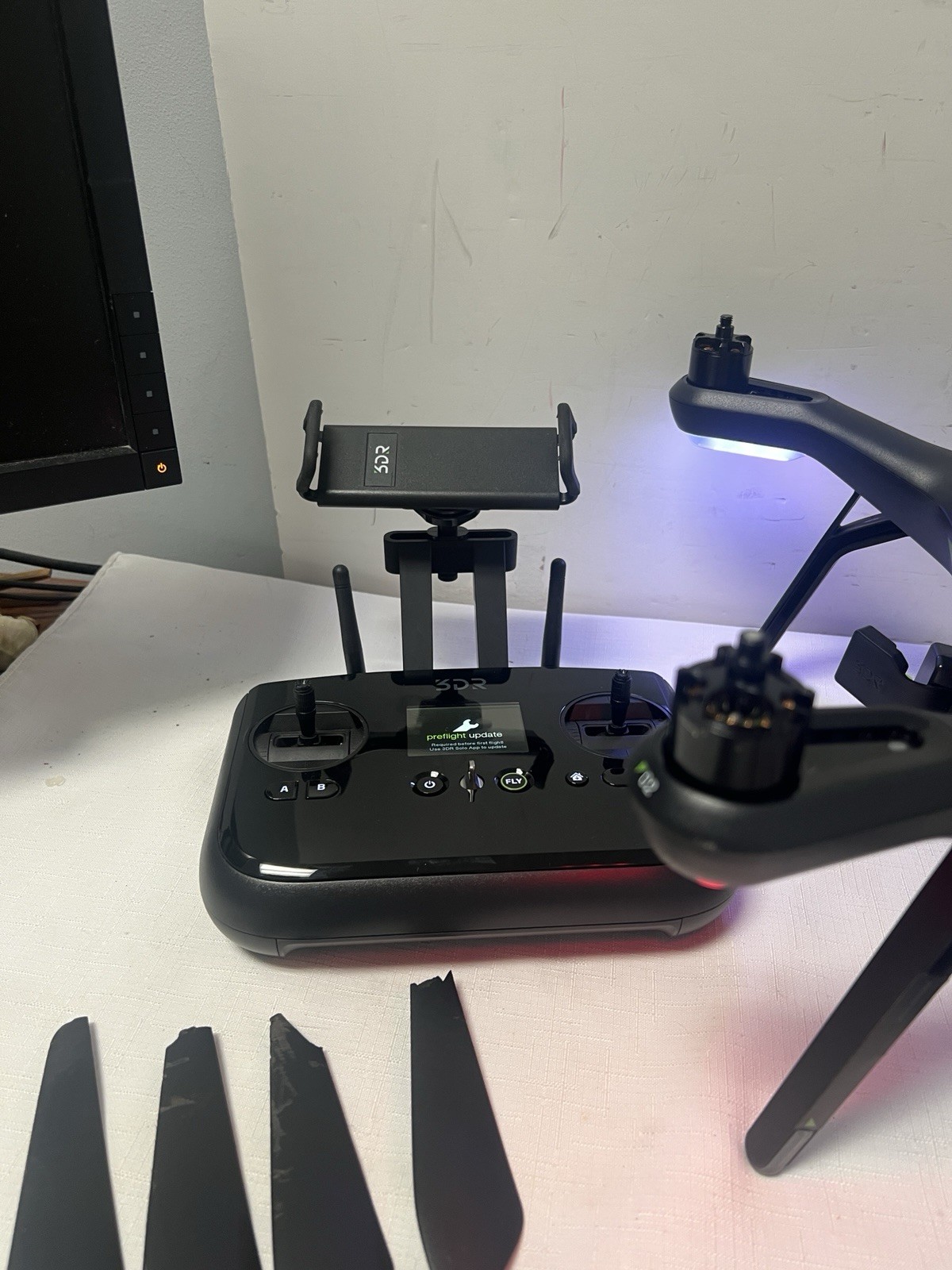 3DR Solo Smart Drone w Gimbal & Carrying Bag Setup