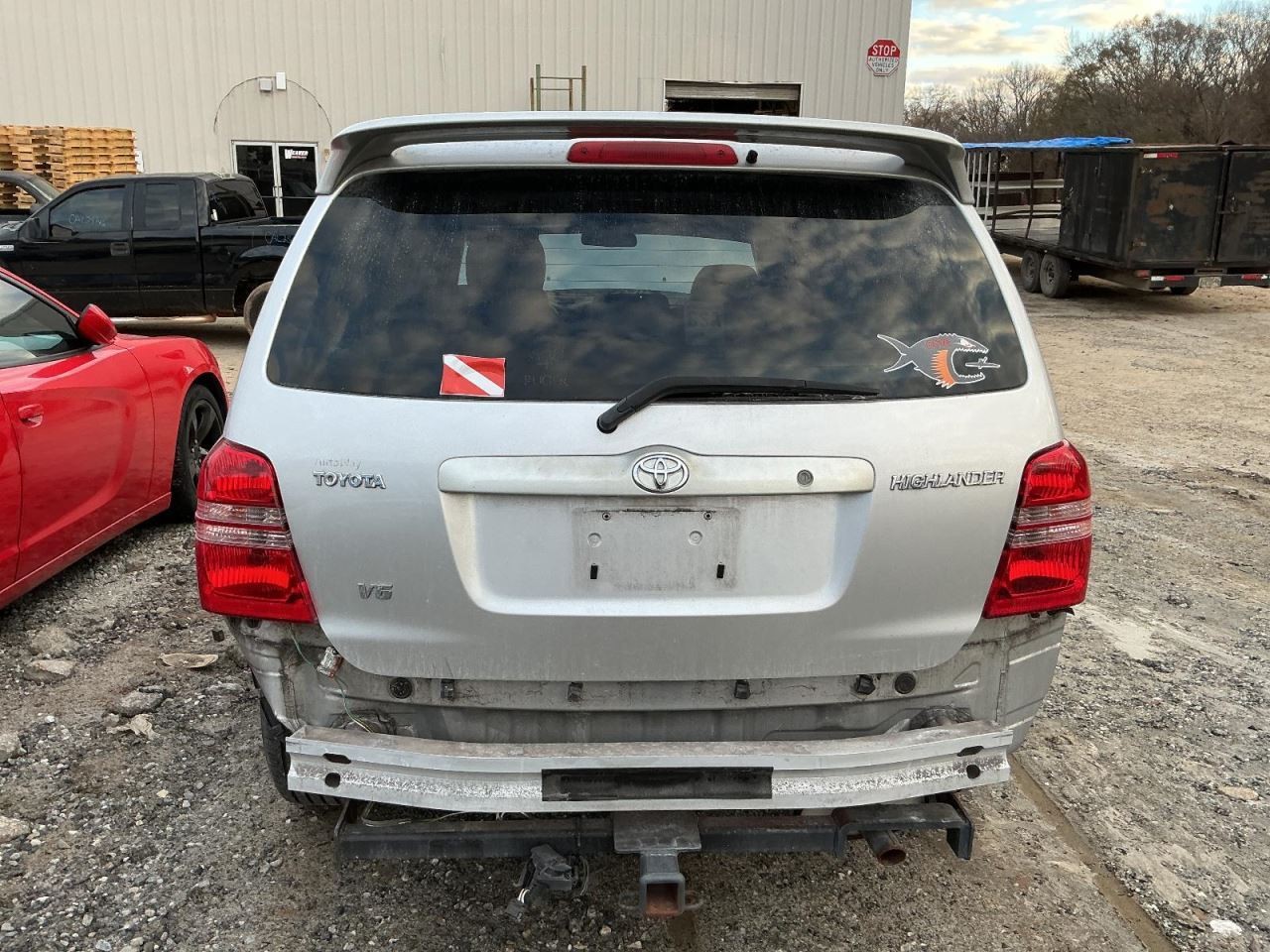 HIGHLANDR 2002 Glove Box 4906747
