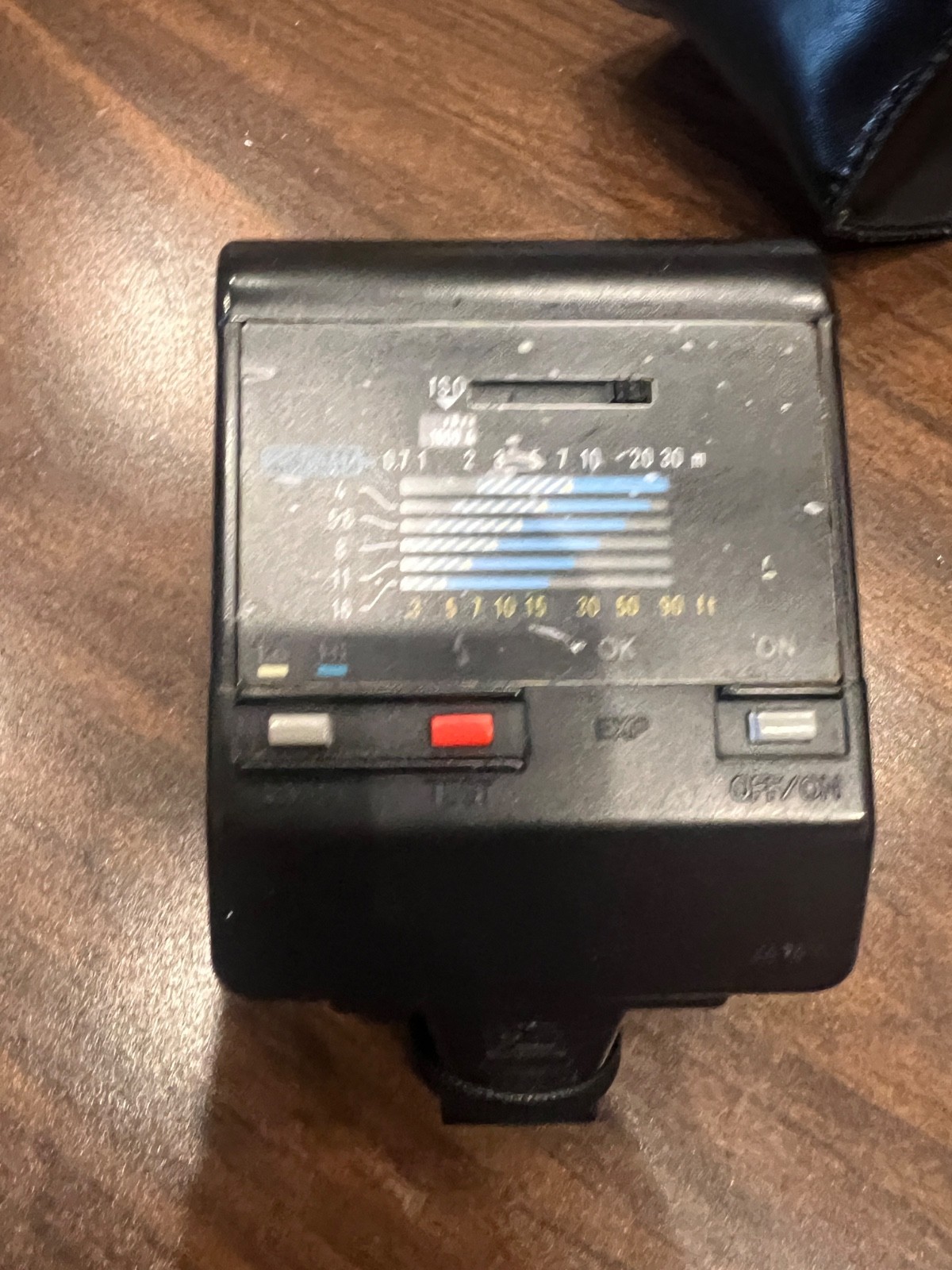 Minolta maxxum 2800 af flask with case