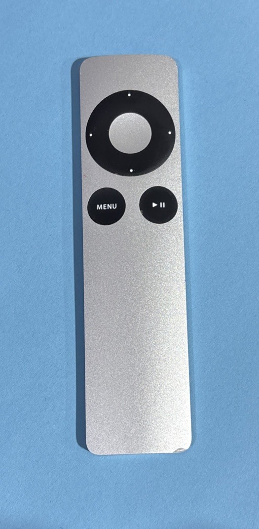 Genuine Apple Silver Remote for TV iPod iMac Macbook Pro Silver A1294