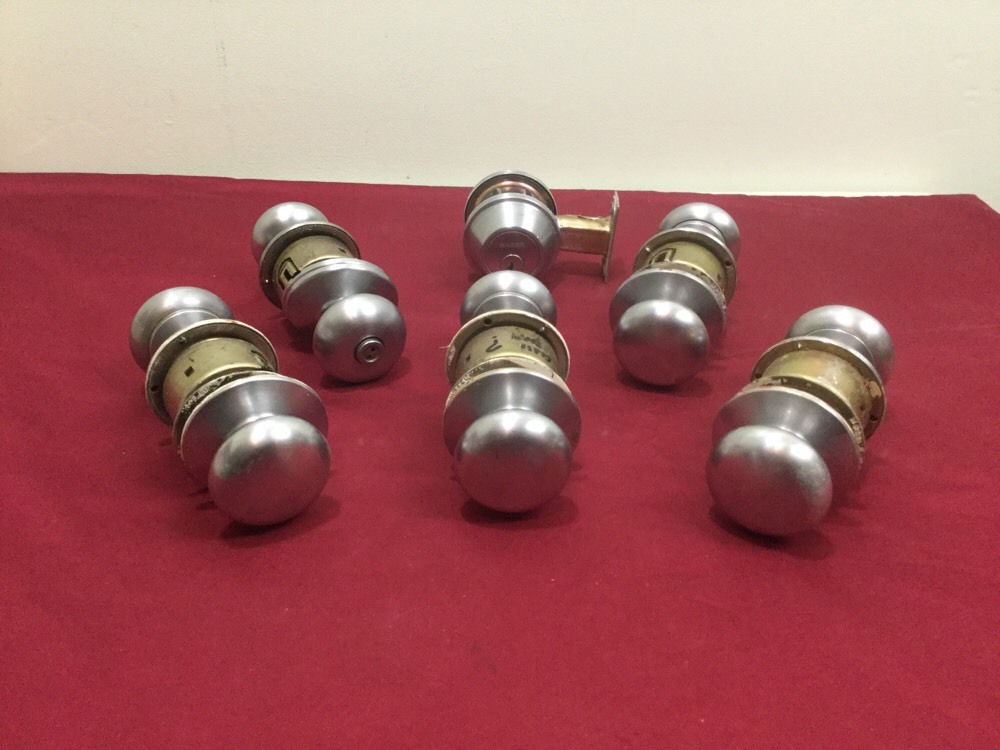 Hager/ Aftermarket Brand Knob Sets/Deadbolt, Set of 6, NO KEYS- Locksmith