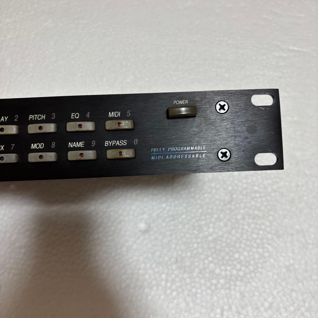 ALESIS QUADRAVERB 651007