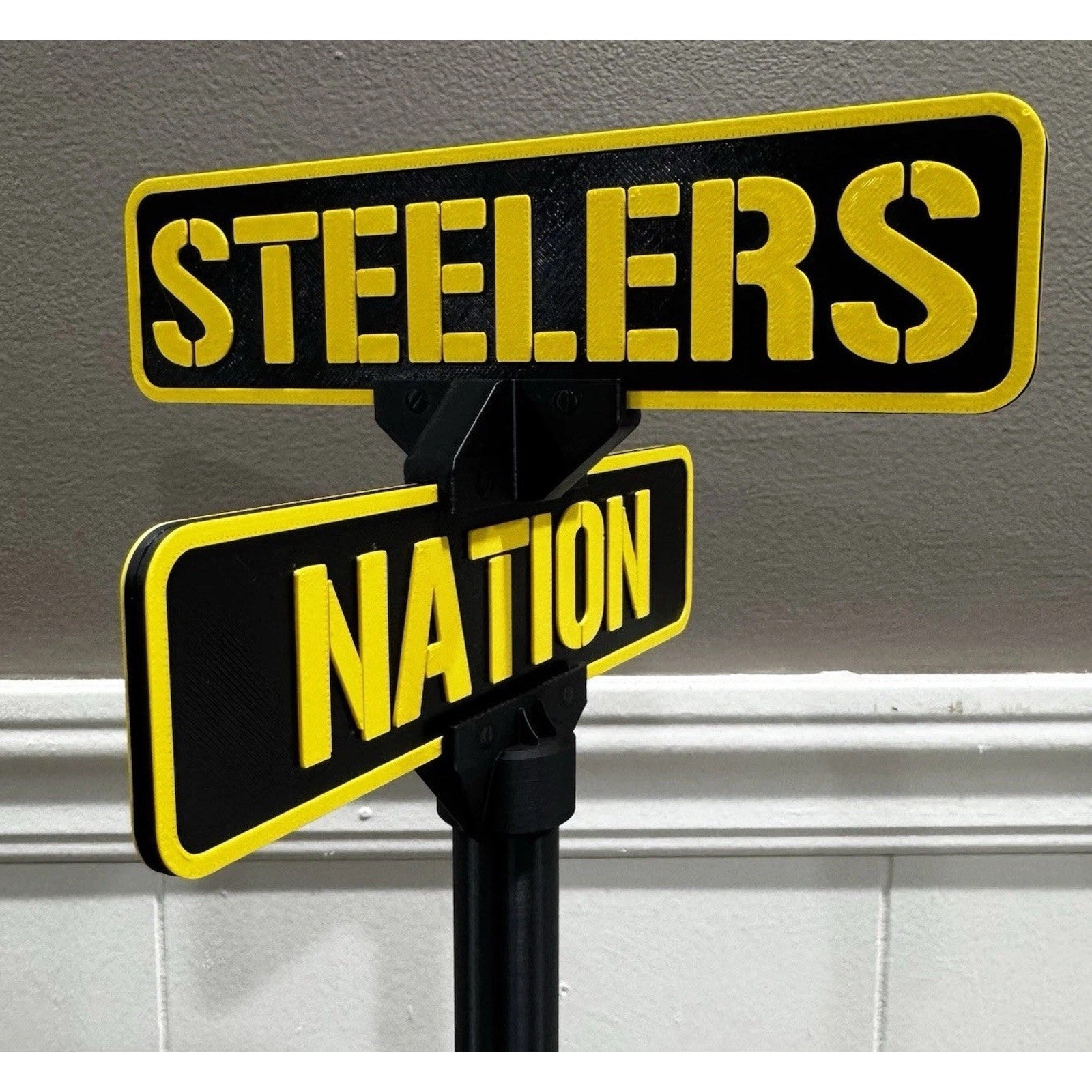 Pittsburgh Steelers Street Sign Office Man Cave Sports Memorabilia Shelf Decor