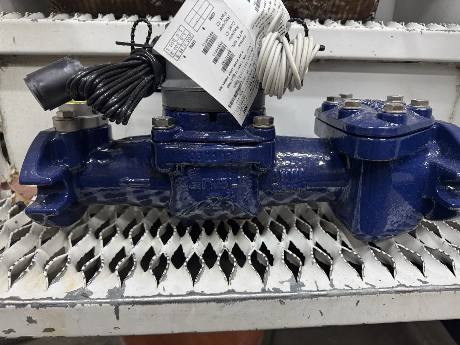 OMNI™ C² 1-1/2 in. Ductile Iron Water Meter Compound SC1X1XXBF2SXXXND