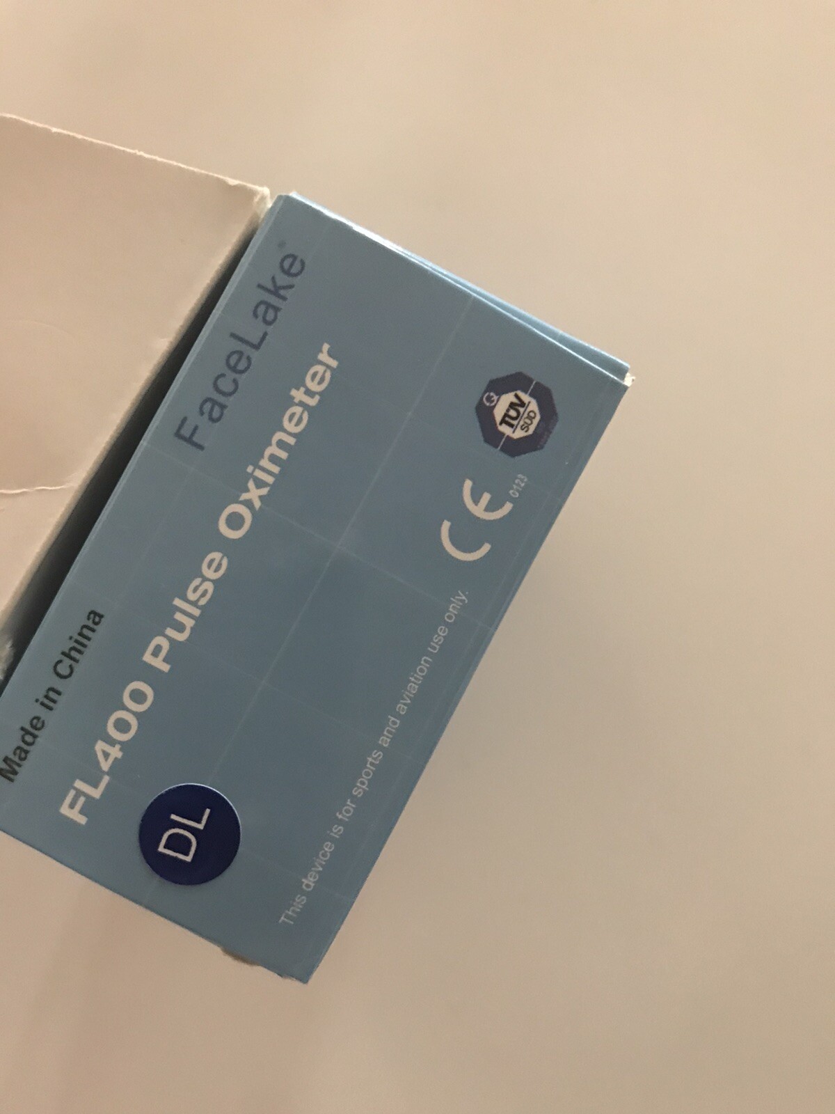 Facelake FL400 Pulse Oximeter Carrying Case And Strap Batteries