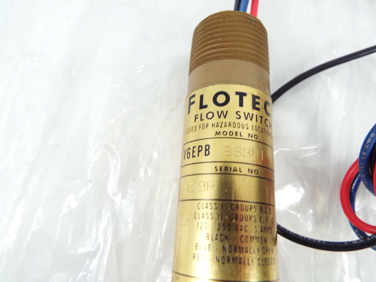 FLOTECT V6EPB-S-S-3-MI FLOW SWITCH BRASS UPPER STAINLESS LOWER BODY 1" NPT IRON