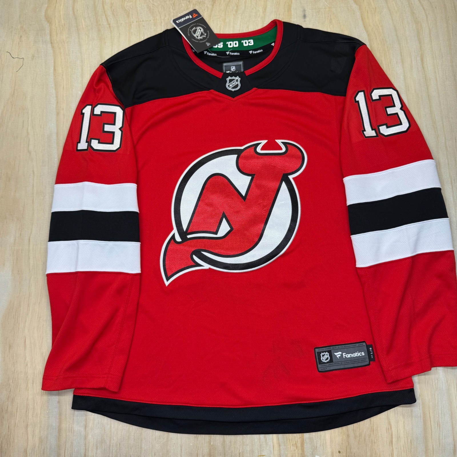 NEW Nico Hischier #13 New Jersey Devils Fanatics Home Jersey Hockey Red sz LG