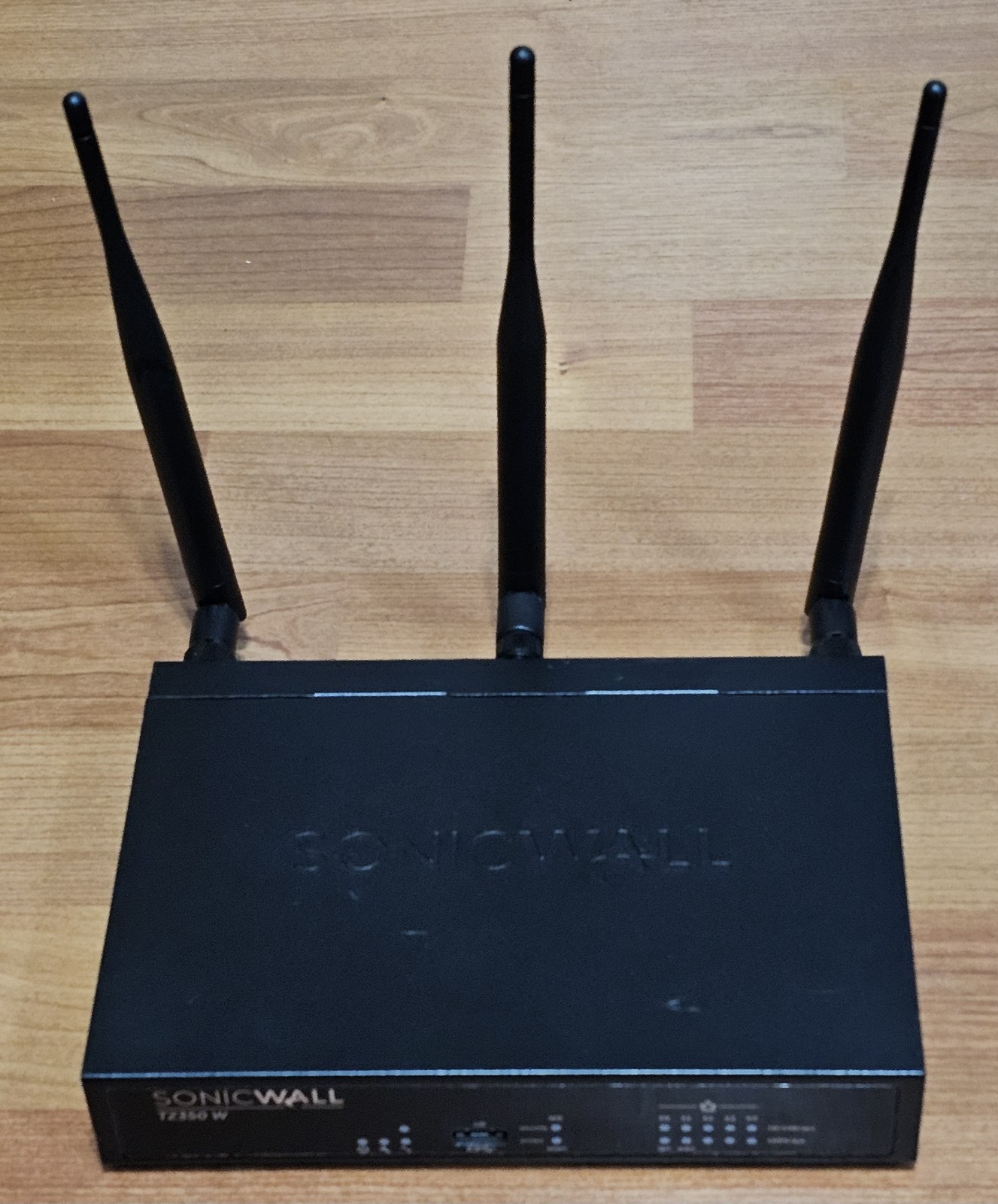 SonicWall TZ350W Wireless Firewall Security Appliance TZ 350W READ DESCRIPTION