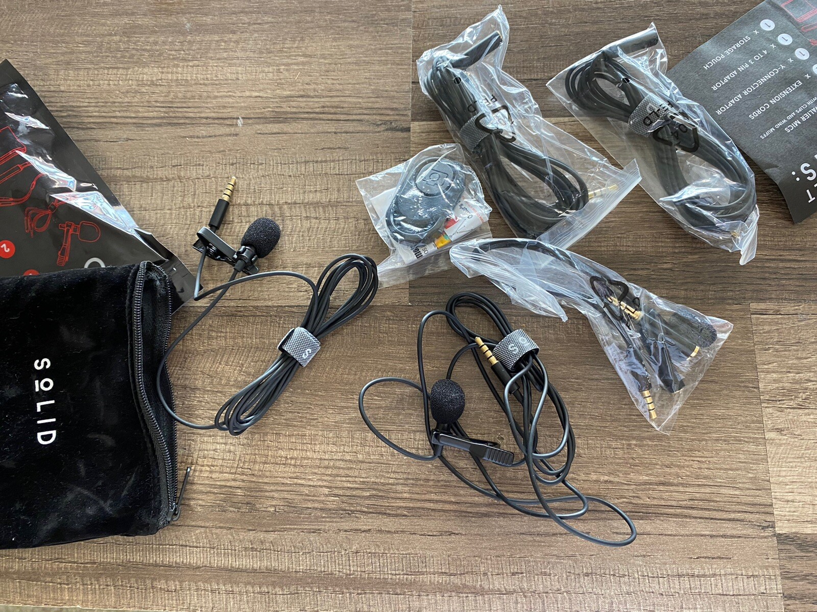 SoLid 2 Piece Microphone Interview Set W/ Carry Bag Open Box/x
