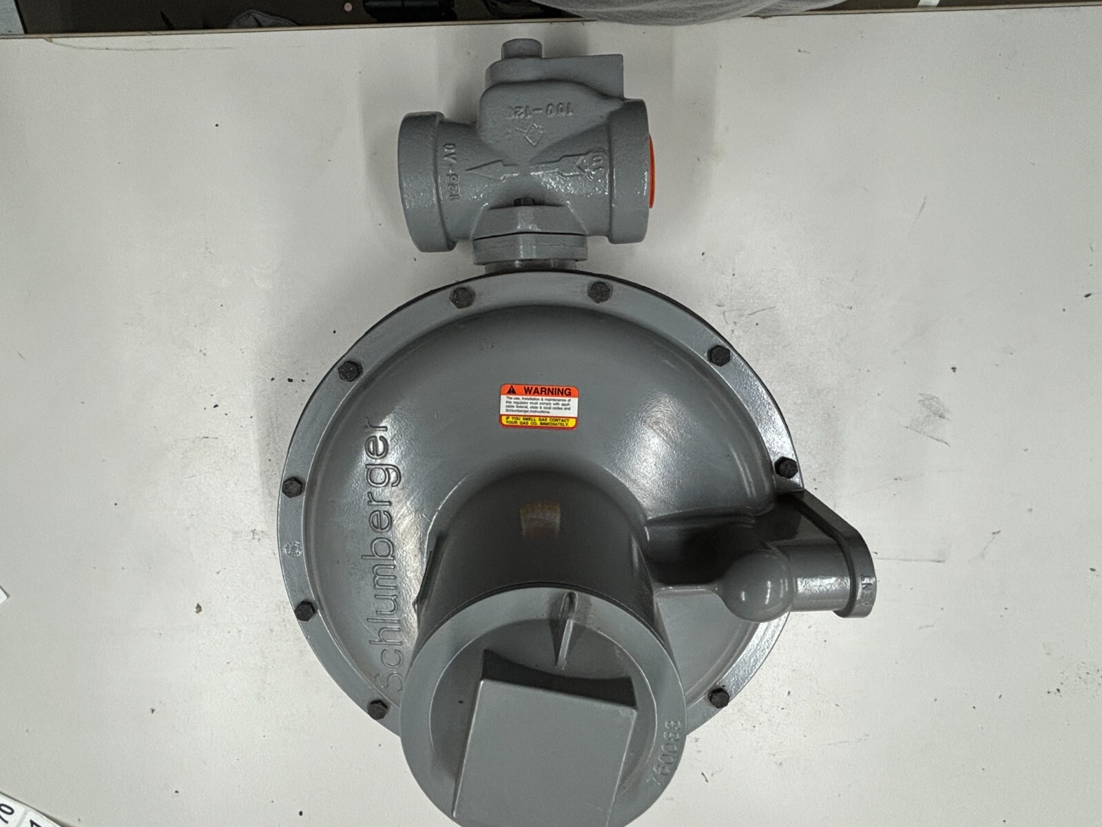 Schlumberger B34R A02 Regulator