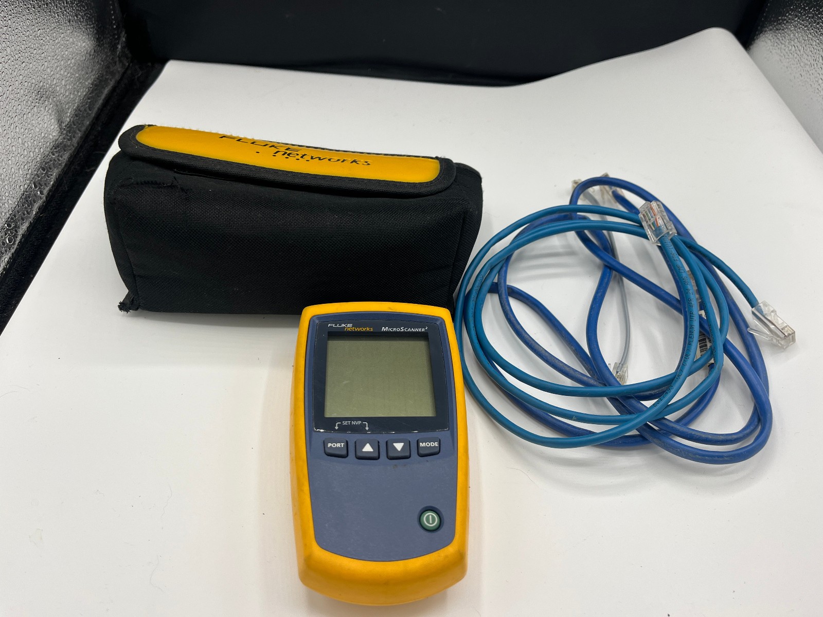 Fluke Networks MicroScanner2 Cable Verifier with case (No wiremap adapter cover)