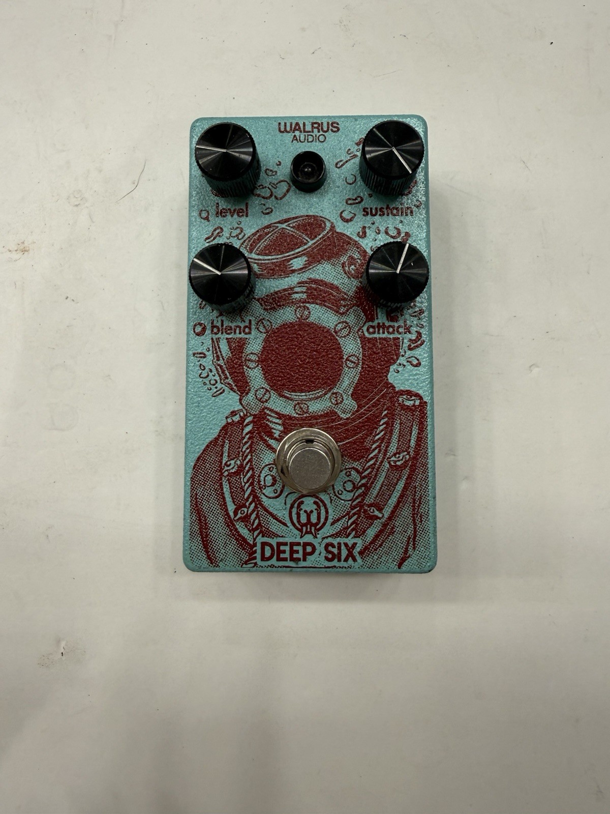 Walrus Audio Deep Six V2 Compressor Sustainer Compression Guitar Effect Pedal