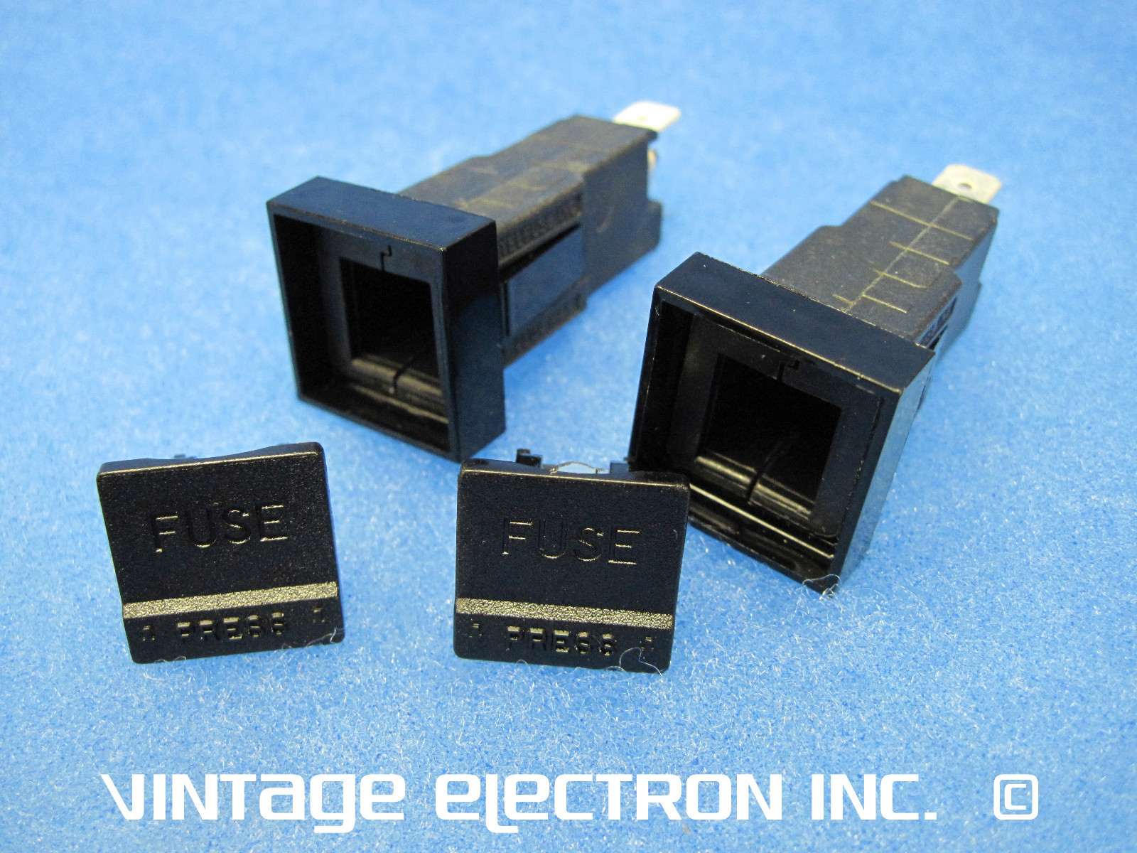 NEW DYNACO Pair of Fuse Holders w/ Black Caps - (ST400/ST416/MK VI): P/N 341077