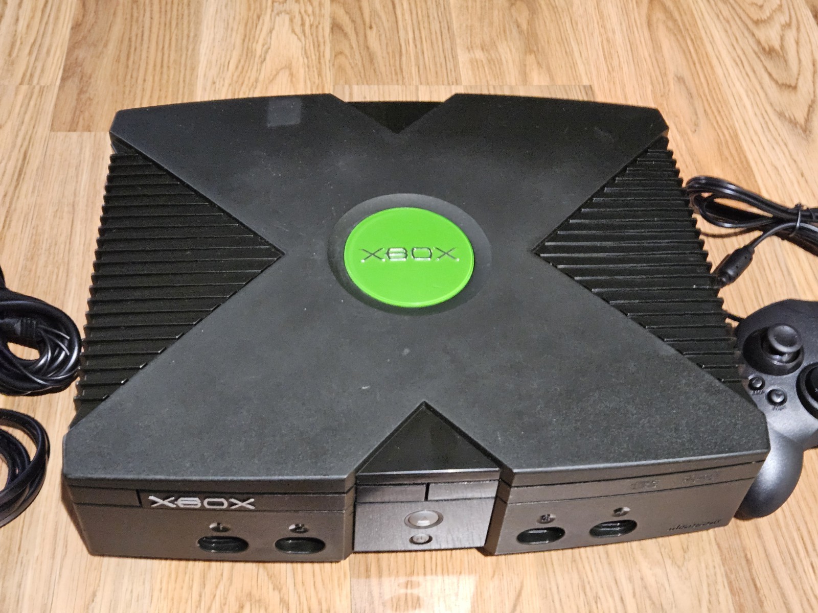 Microsoft Original Xbox Console Bundle! XBOX! 1 CONTROLLER! W/ ALL CORDS!