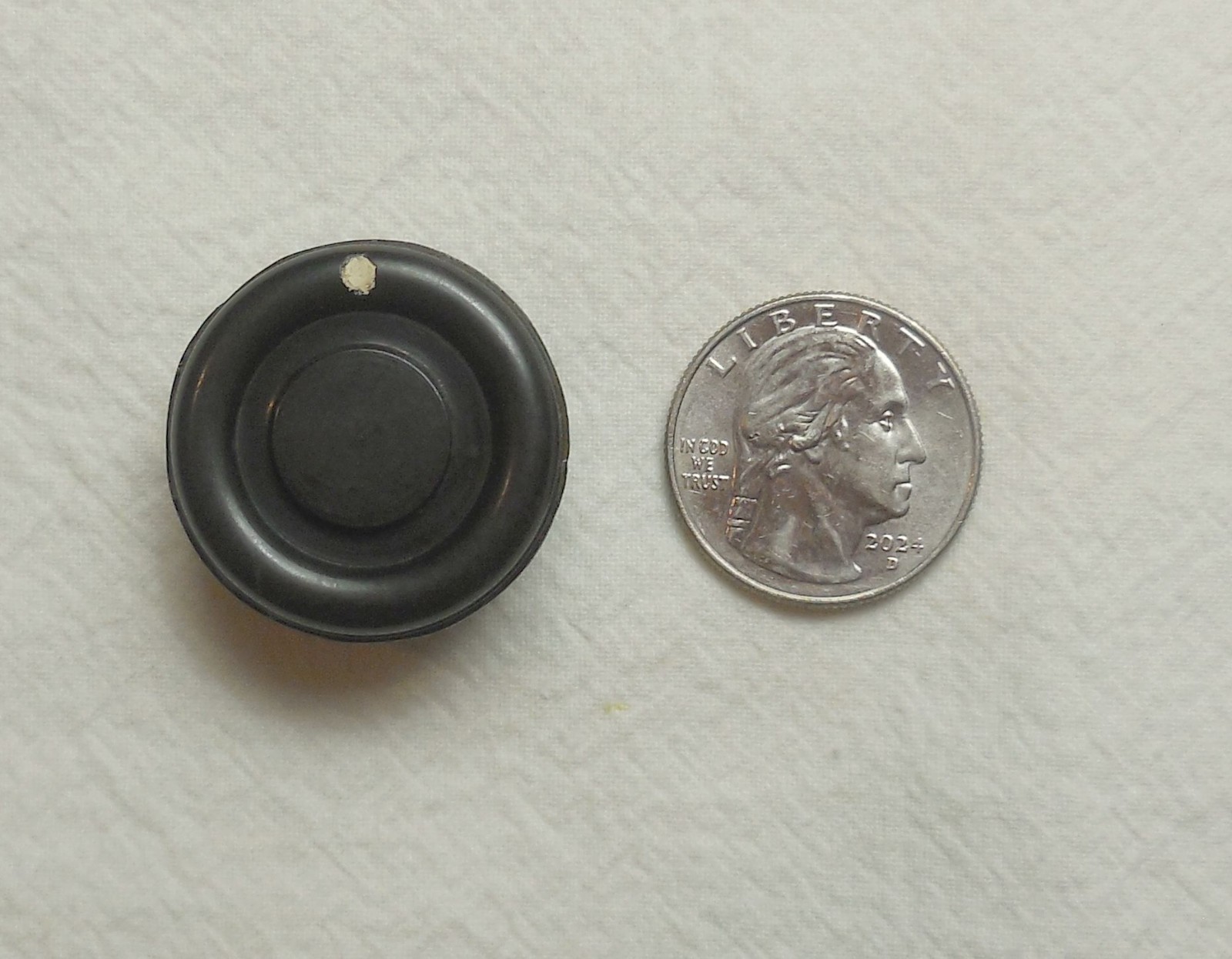 Qty(1) USED Knob From S22R Hallicrafters Multiband Radio