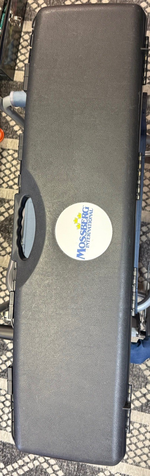 MOSSBERG INTERNATIONAL 20-GAUGE AUTOLOADING SHOTGUN HARD CASE NICE CONDITION
