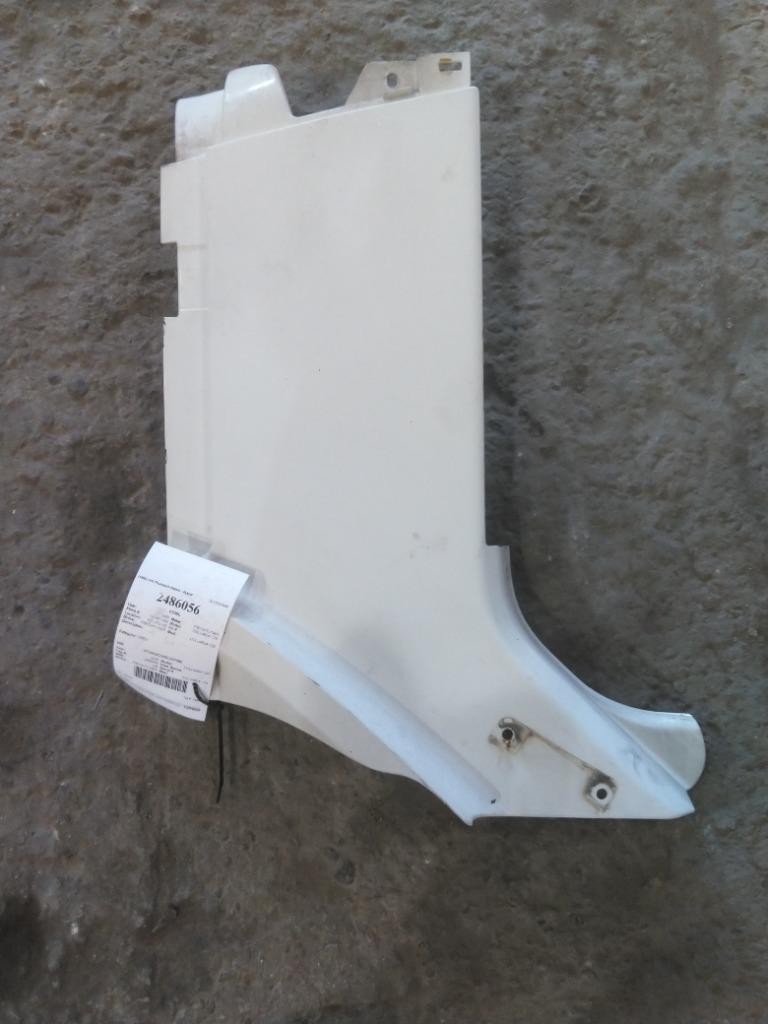 For 2005 FREIGHTLINER COLUMBIA 120 COWL Left , MN