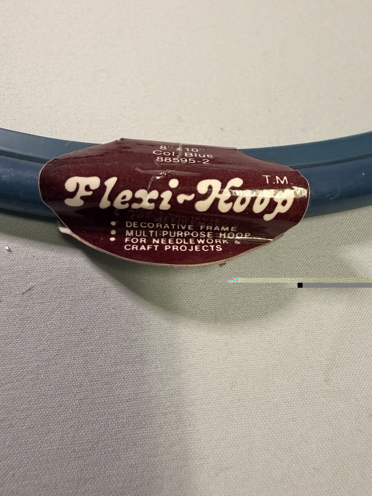 Vintage Plastic Embroidery Hoops, 6PCS. 3 Oval 2 Medium Round And 1 Small Round.