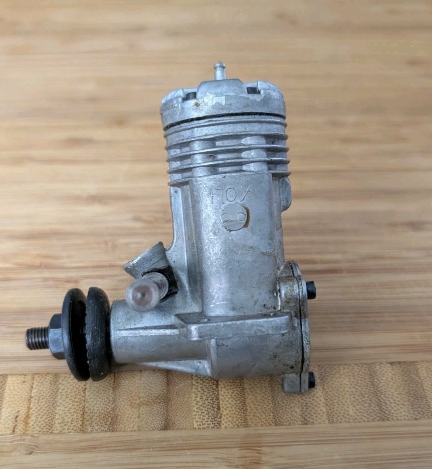 Antique Fox 29 Model Airplane Engine