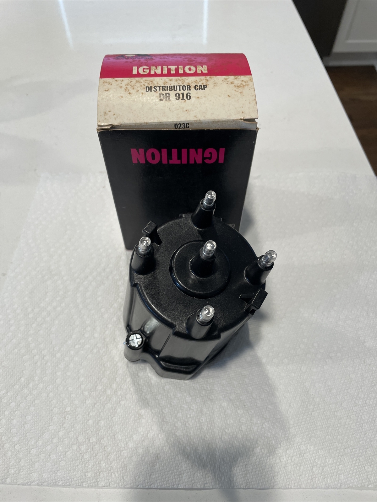 New Ampco 4 Cylinder Distributor Cap 1982-83 Jeep 83-88 Chevrolet GMC Truck