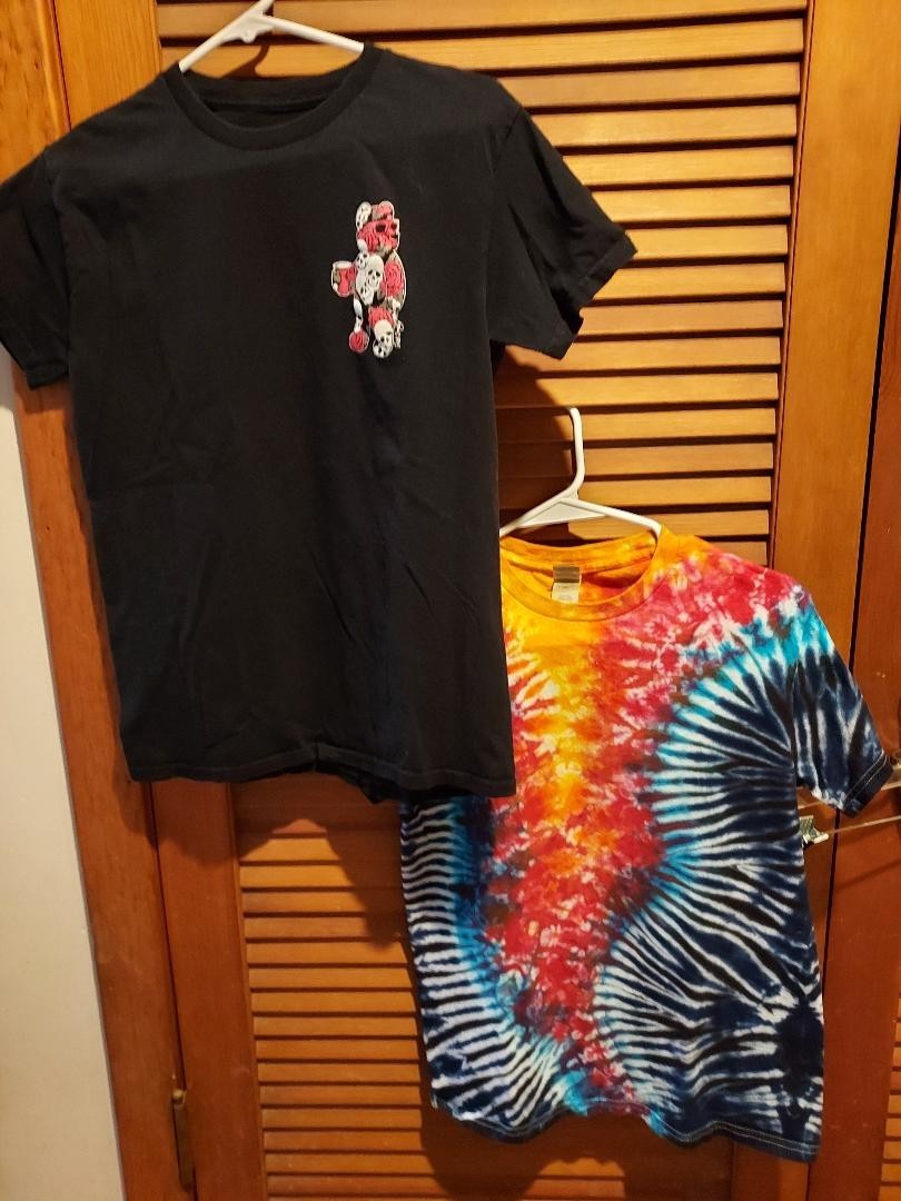 Lot of 2 grateful dead tie dye T tee shirts size Small women's - Riot Society