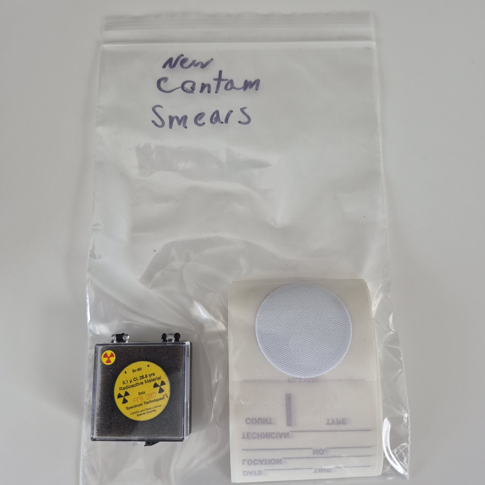 Working 1/2-2" Alpha/Beta Scintillation Sample Tray, With Accessories!