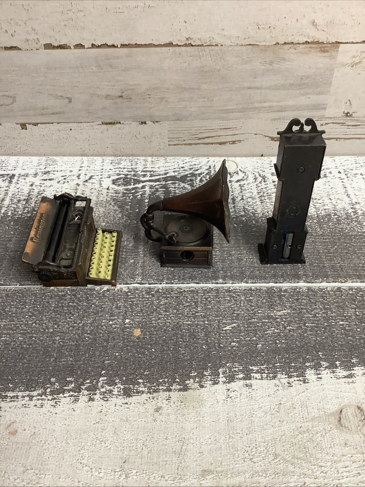 Vintage Artists Pencil Sharpener