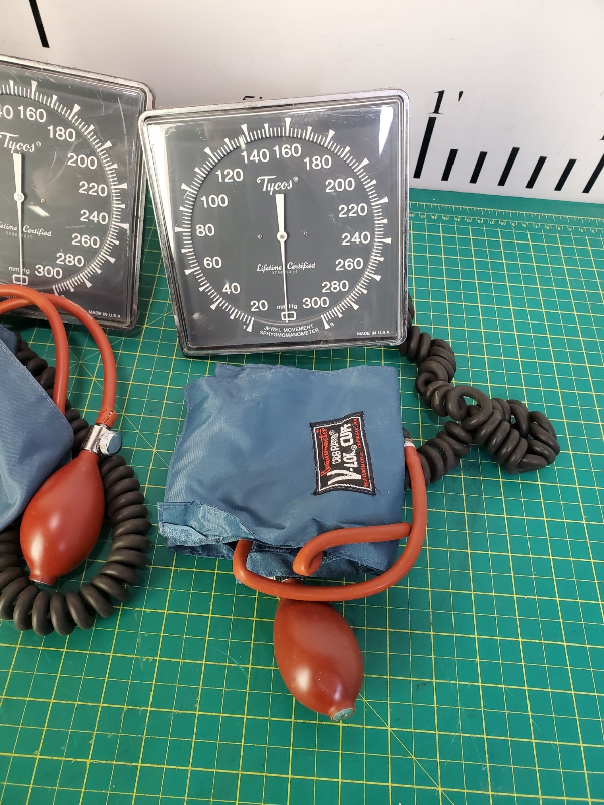 Tycos Sphygmomanometer W/Cuff x 3 Units