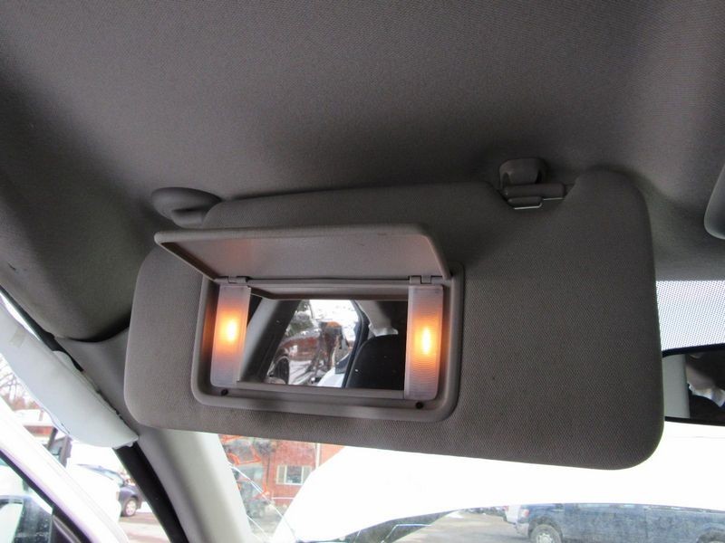 2016-2022 Honda HRV Driver Left Side Sun Visor Sunvisor Illumiated Gray OEM
