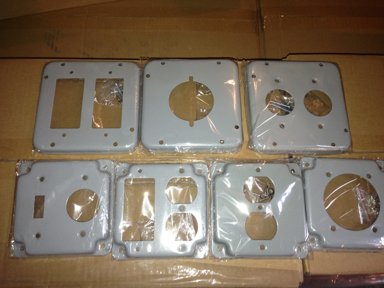 (10 pc) 4" Square Finished Industrial Electrical Box Cover 1 Toggle Switch Gray
