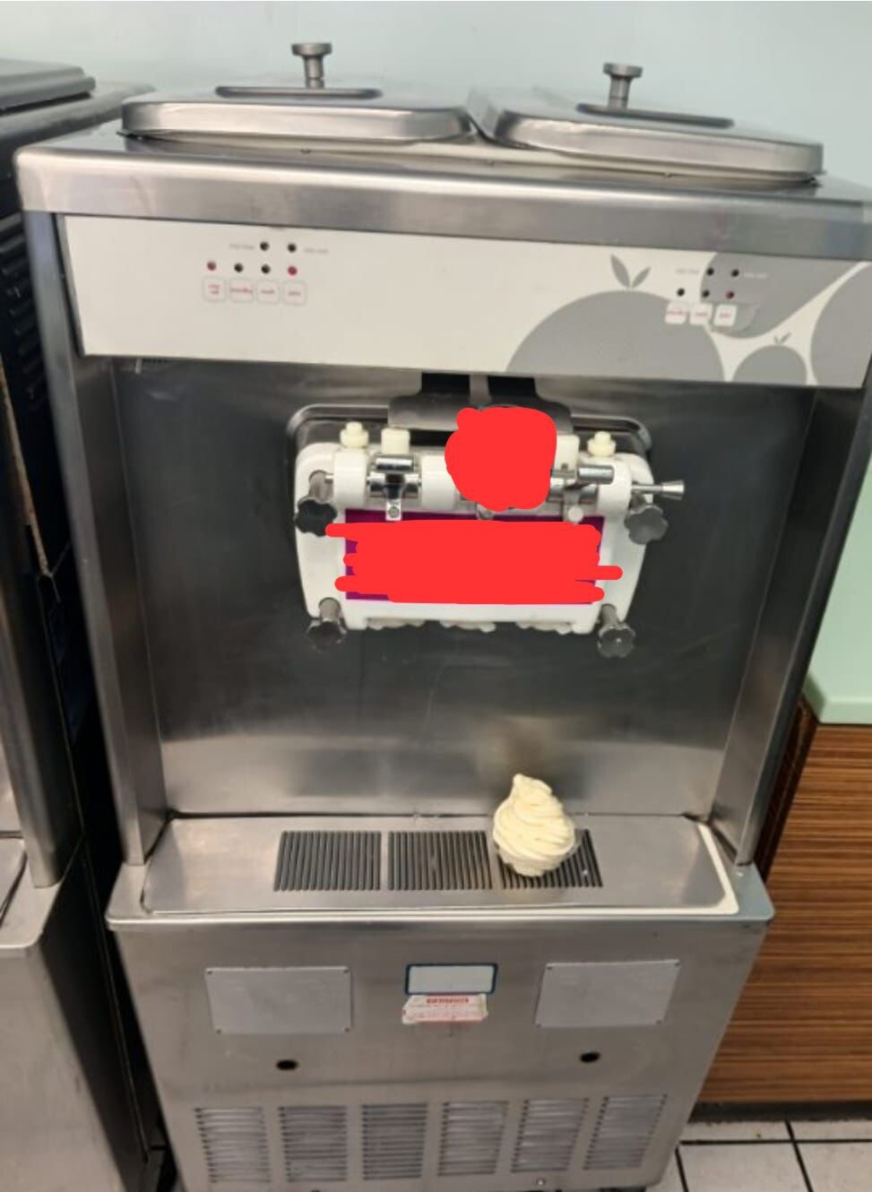 Taylor 754-33 Soft Serve Ice Cream/Yogurt Machine