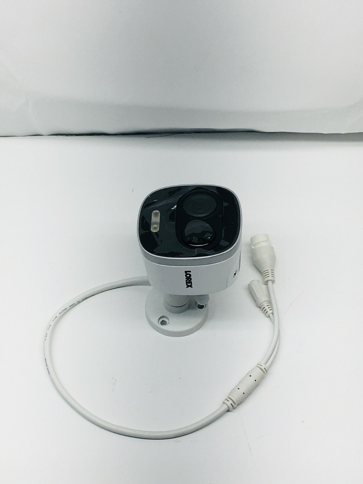 Lorex LNB8105X Weatherproof 4K HD Active Deterrence Security Camera LNR6100X