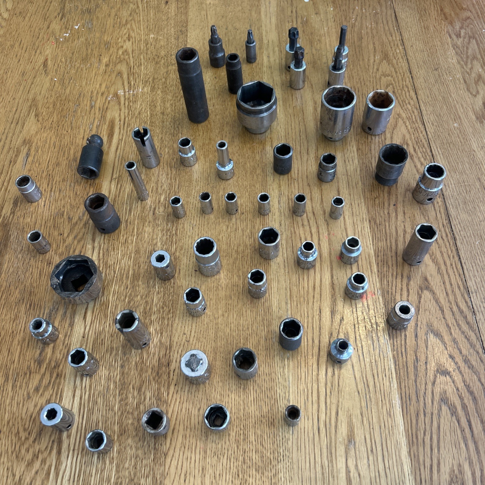 MAC TOOLS - Broken or Over Used Sockets Tools Lot   For Parts Or Repair