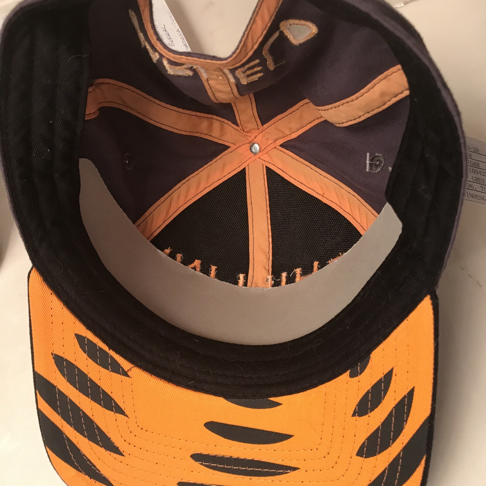 Production Sample Garfield “Chillin’ Like A Villian”Snapback Hat Ball Cap NWT