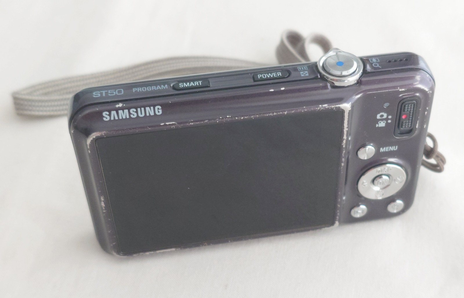Samsung ST50 12.2MP Digital Compact Camera, With Charging Cable - Working Order