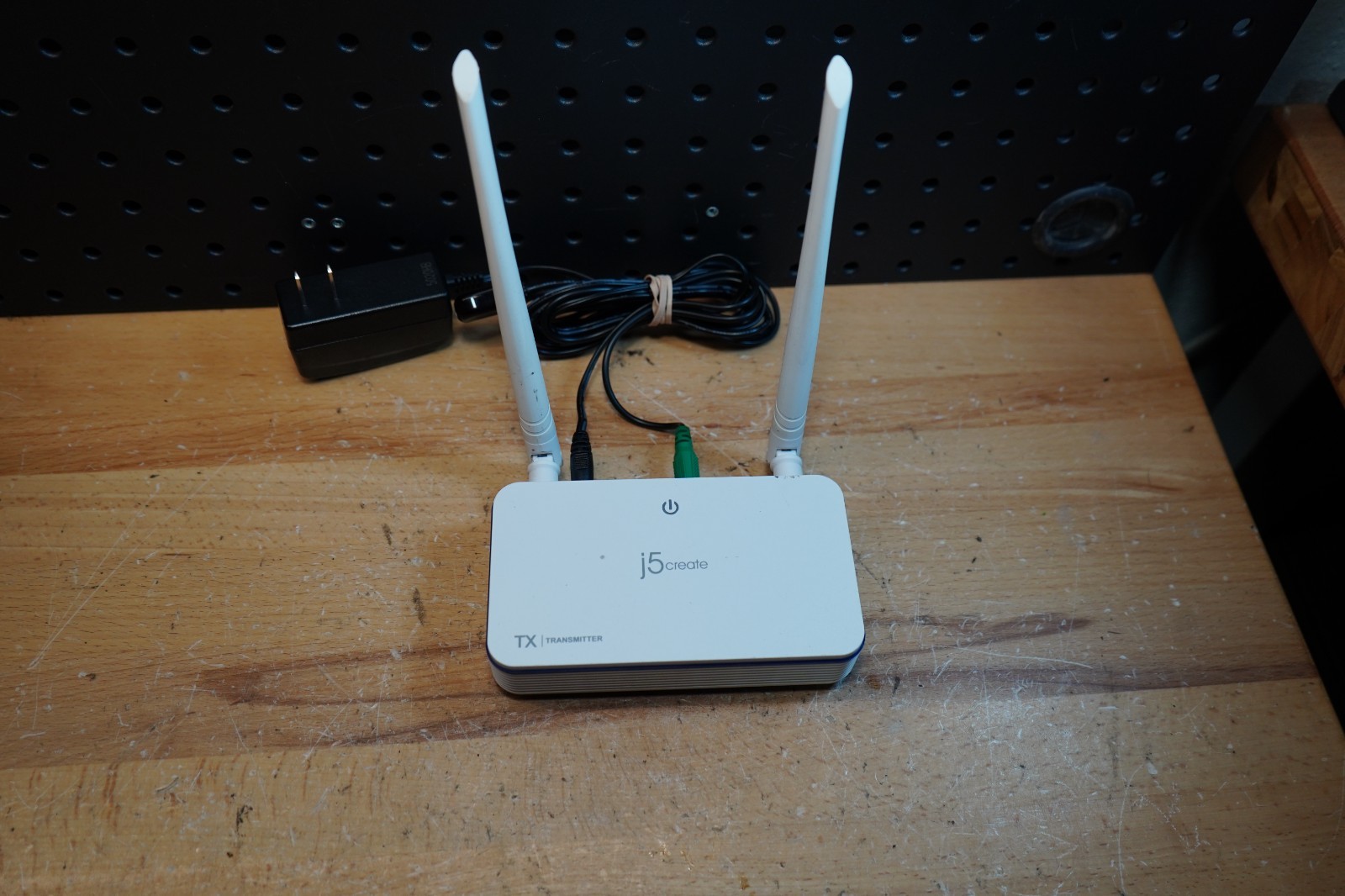 (P) j5create JVAW52-TX Wireless HDMI Extender Transmitter Only w/ Adapter